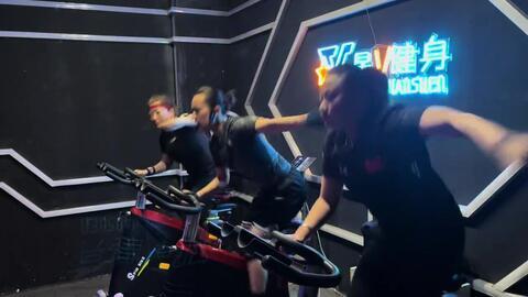 国产直行车大哥视频,揭秘国产直行车魅力与性能